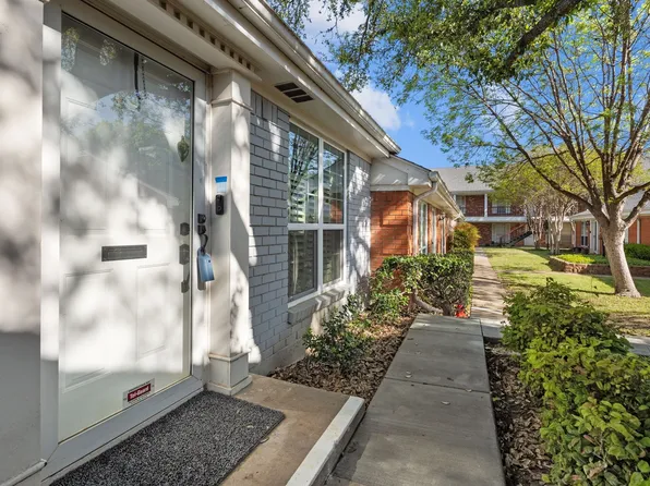1013 Roaring Springs Rd Unit 1013, Fort Worth, TX 76114