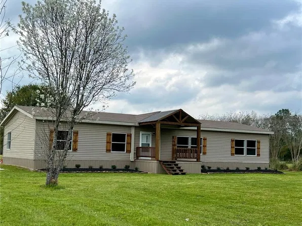2206 E River Rd, Oakdale, LA 71463