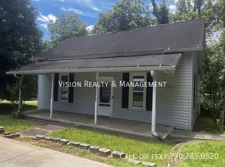 304 Broad St, Carrollton, GA 30117