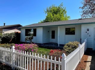 675 T St, Springfield, OR 97477