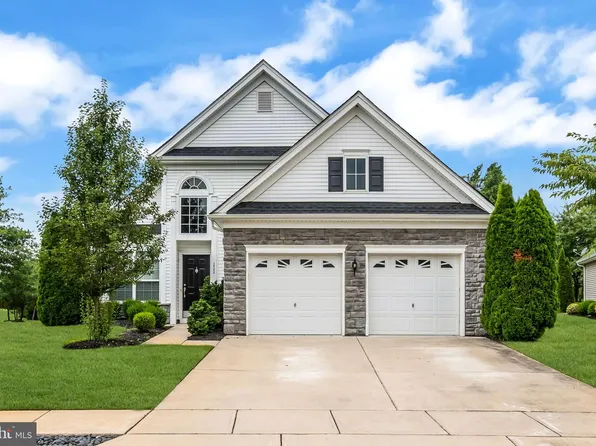 111 Weatherby Ln, Glassboro, NJ 08028