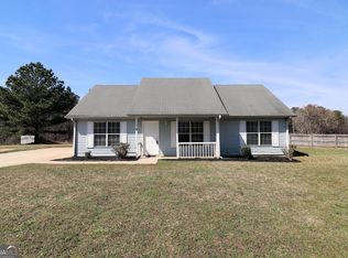 18 Southwind Dr, Dallas, GA 30157