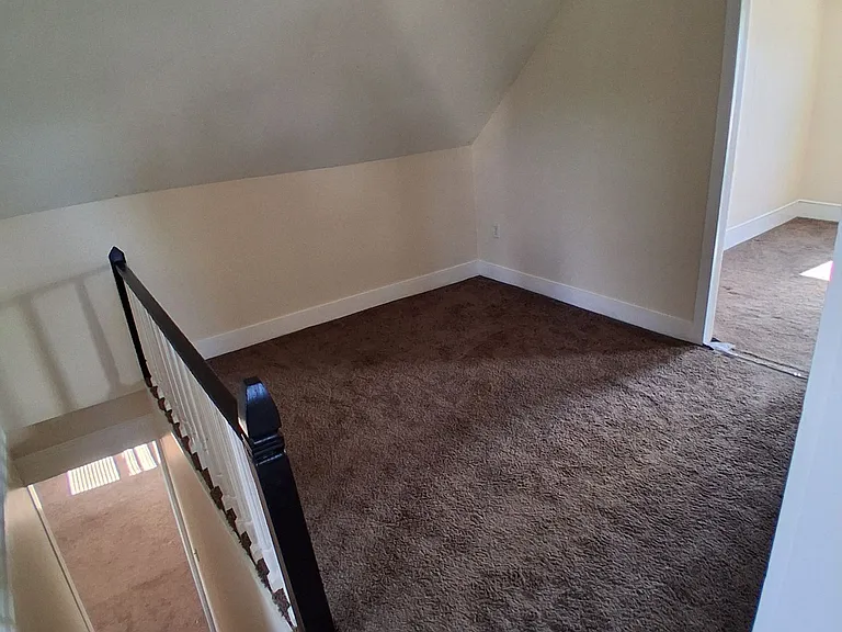 19 Water St #A — Photo 6