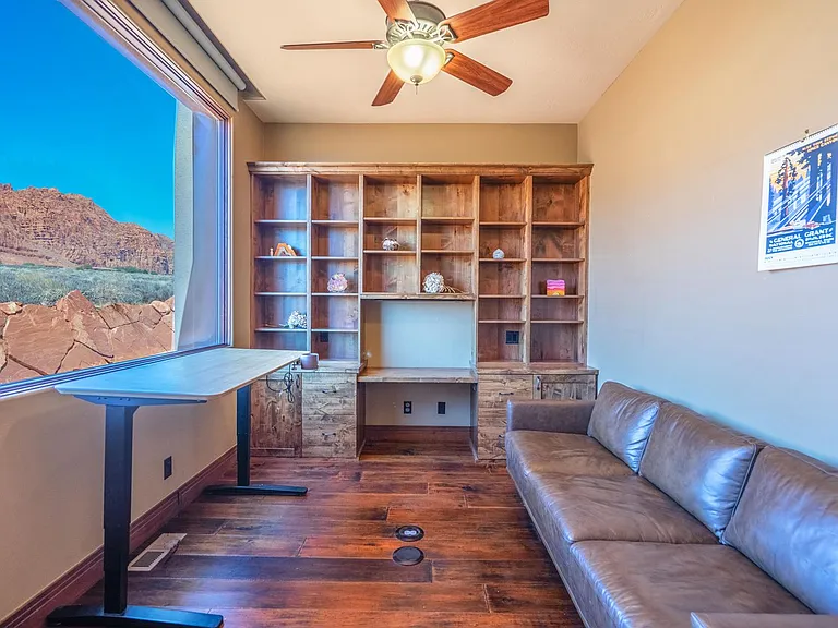 1637 N Olla Cir — Photo 17