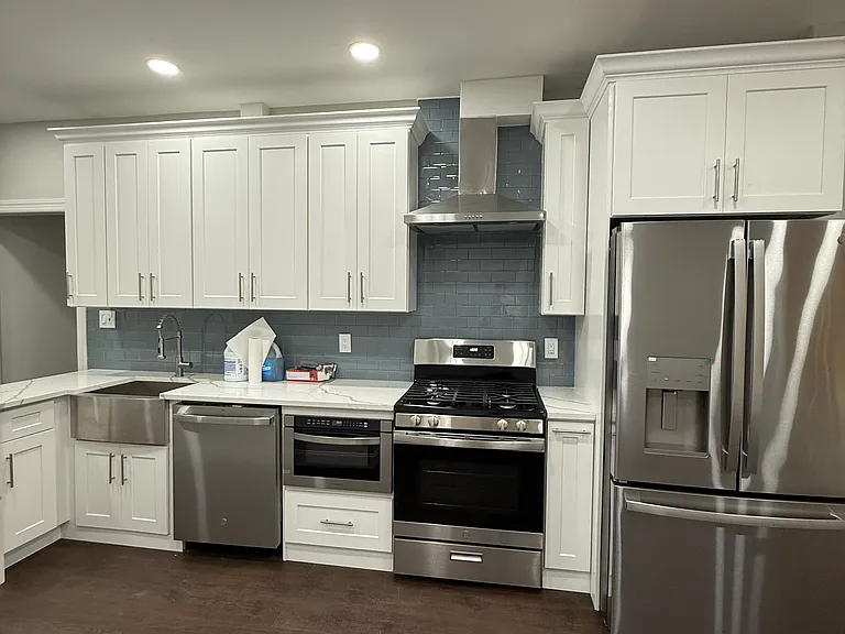 20-58 35th St #1 — Photo 3