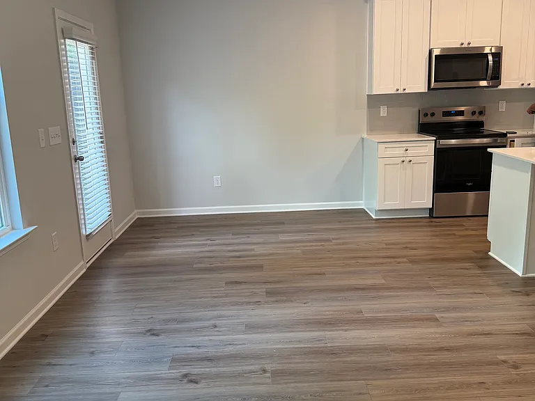 214 Abbotts Crossing Cir — Photo 13