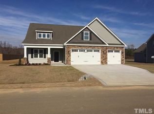 101 Torchie Dr N, Selma, NC 27576