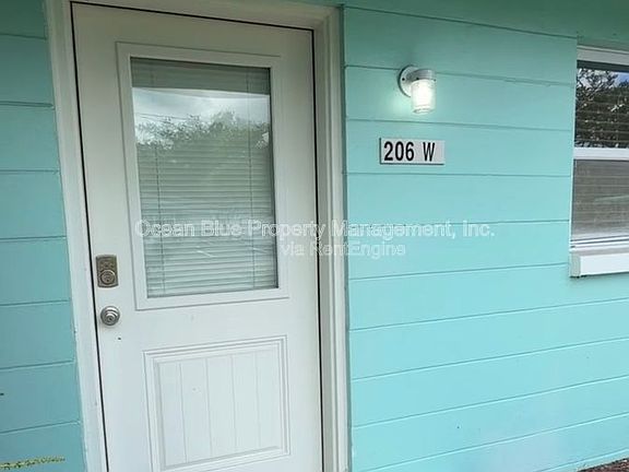 2nd image of 206 Bates Ave #E