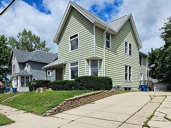 3rd image of 420 College Ave