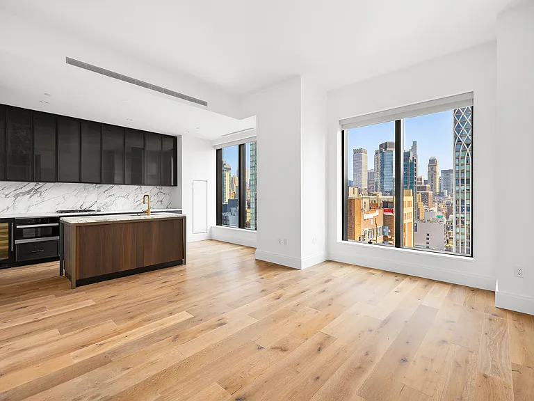 30 E 29th St #26B — Photo 3