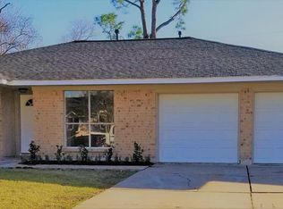 9922 Catlett Ln, La Porte, TX 77571