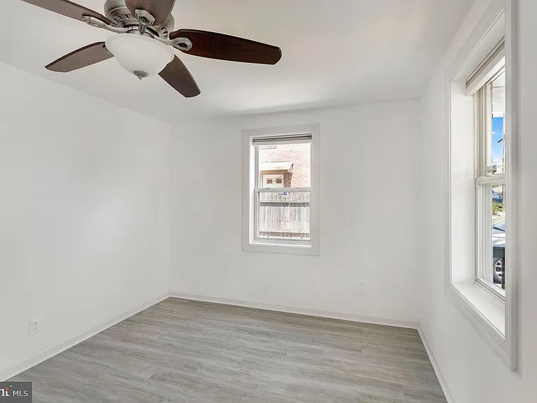 2446 S Nelson St — Photo 4