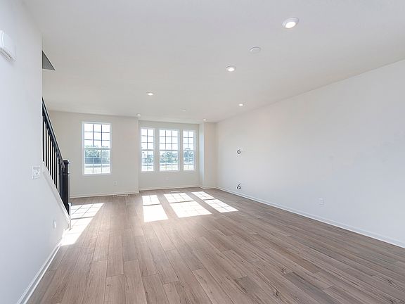 7th image of this home