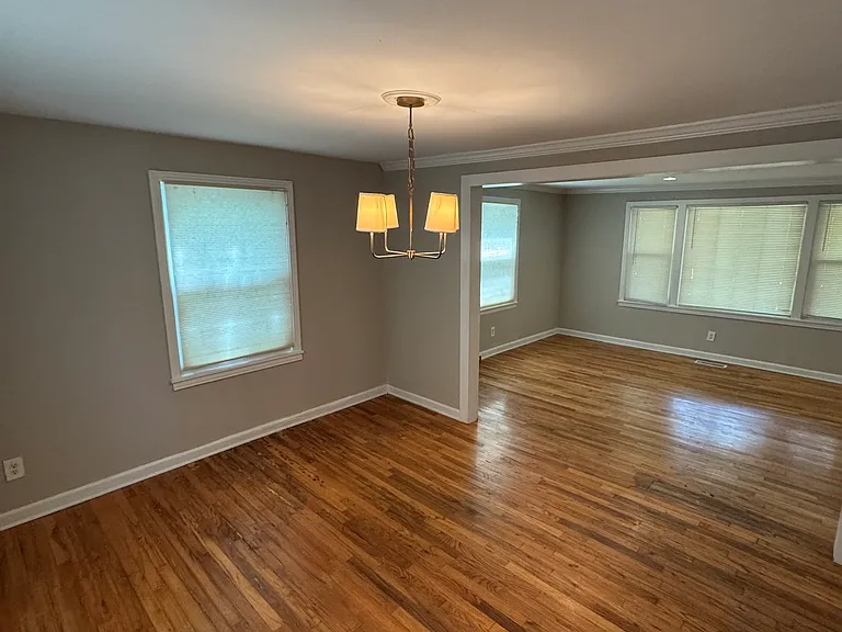 6219 Neighborly Ave — Photo 8