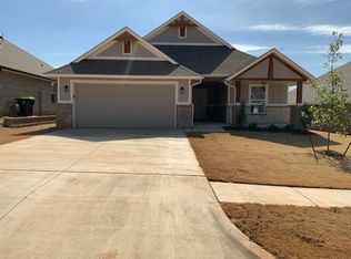 1106 Magnolia Dr, Noble, OK 73068