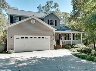 7 Pinto Ct, Travelers Rest, SC 29690