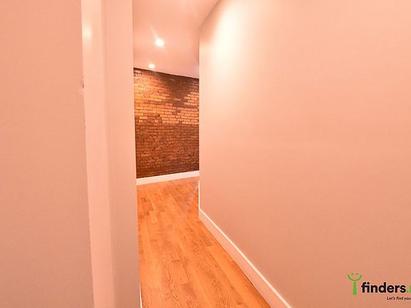 3rd image of 25 Fort Washington Ave APT 1C