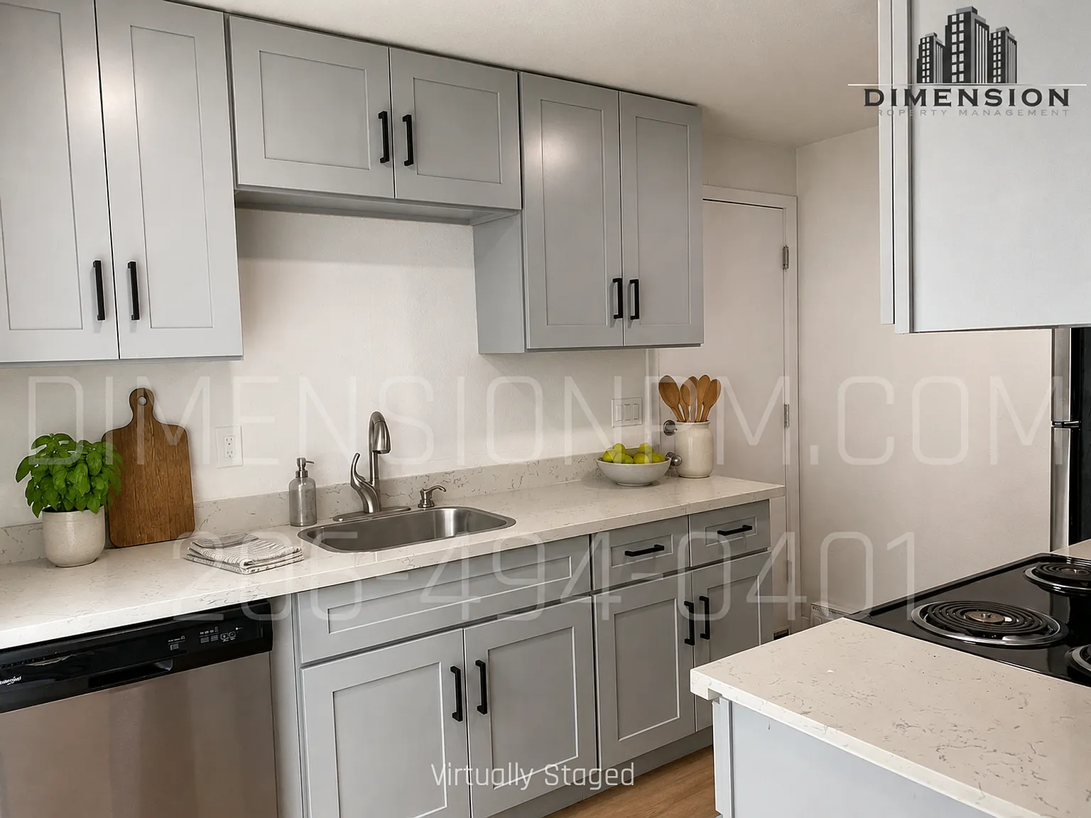 Stunning Renovated 2BR/1.5BA Duplex with Attached Garage — Photo 3
