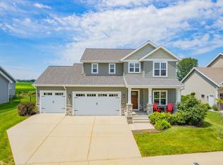 262 Hallmark Way, Sun Prairie, WI 53590