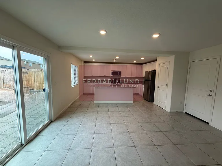 8948 Wolf River Dr — Photo 10