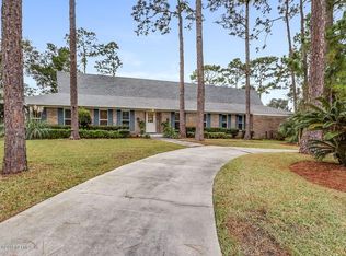 8236 Rock Hill Ln, Jacksonville, FL 32256