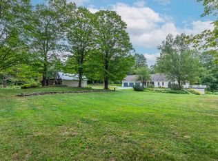 731 S Perry Rd, Woodstock, VT 05091