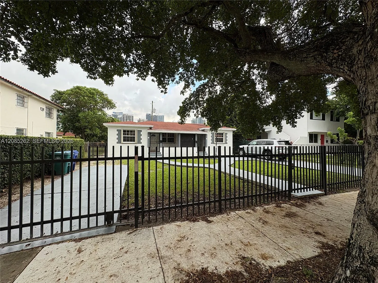 City Of Miami South — Photo 2