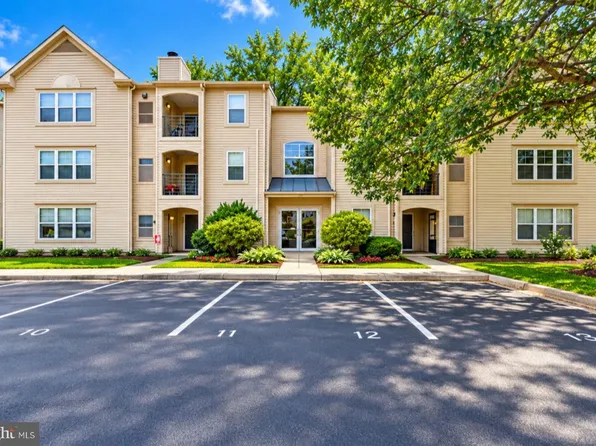 30 Hearthstone Ct APT G, Annapolis, MD 21403