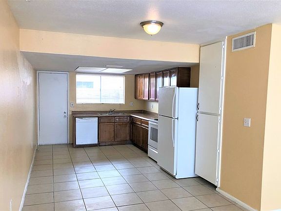 3rd image of 3345 W Harmont Dr Unit 2
