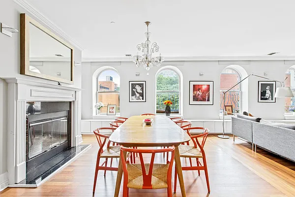 Sold by Compass | media 3