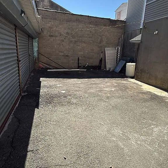 59 E Runyon St #1F — Photo 5