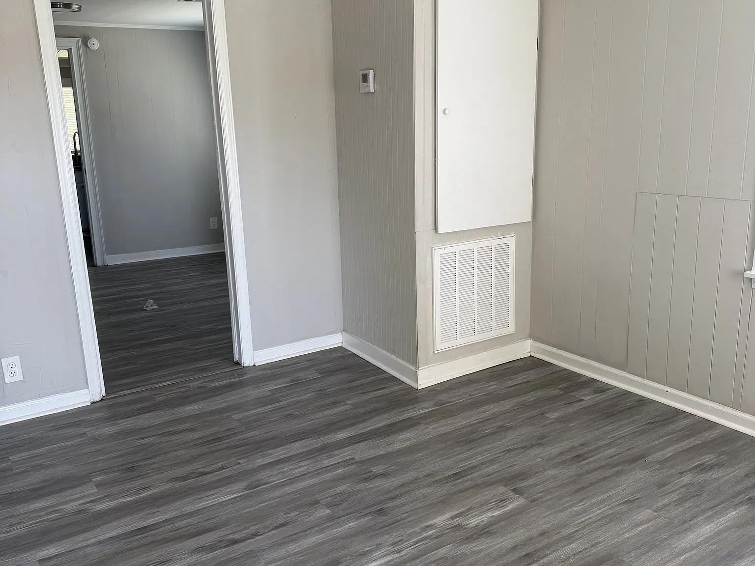 108 Oak Lane - 1 — Photo 3