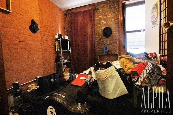 Rented by Alpha Properties NYC I LLC | media 25