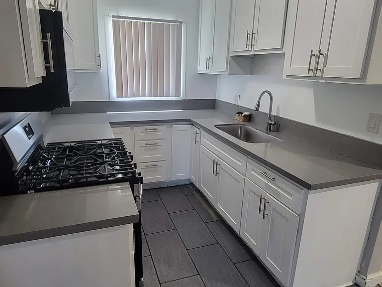 6221 Emil Ave #6221 — Photo 4