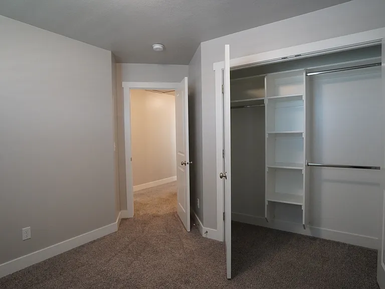 4606 S West Park Dr — Photo 14