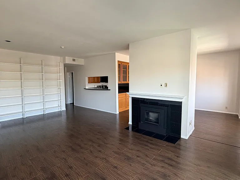 446 Monterey Blvd #G2 — Photo 4