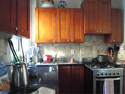 Rented by Space Real Estate | media 44