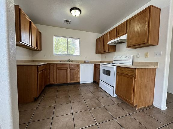 3rd image of 6333 W Superior Ave