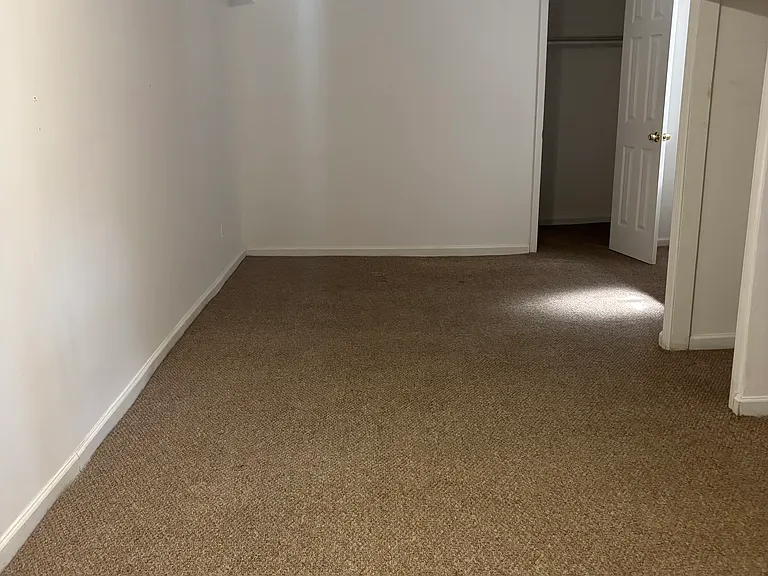 152 Beach 118 St #1 — Photo 7