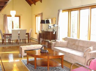 34 Causeway St, Hudson, MA 01749
