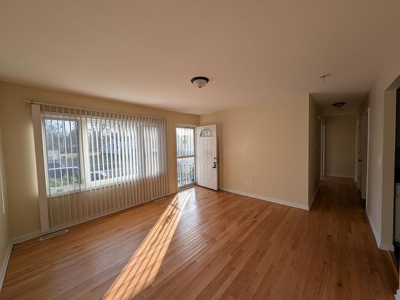 3rd image of 1024 Ralston St