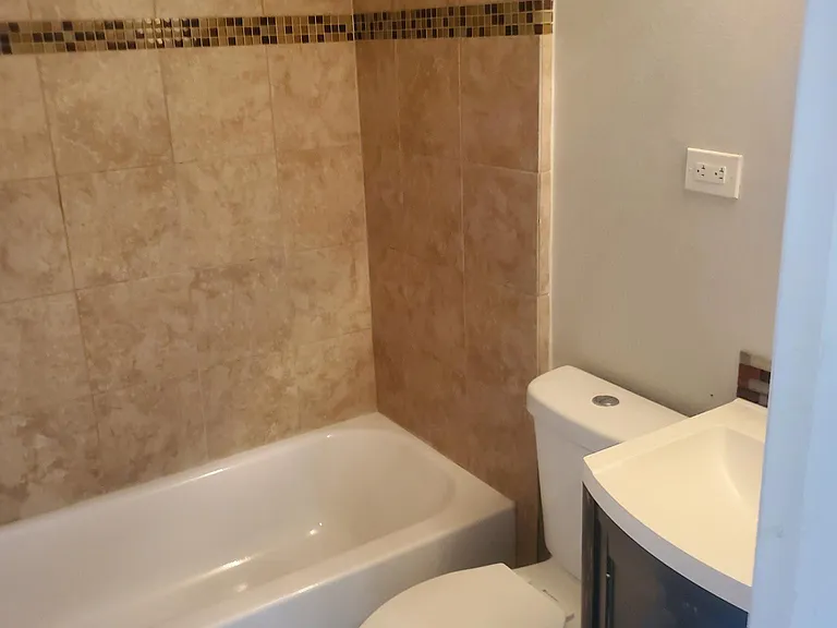 1470 Ivy St #22 — Photo 7