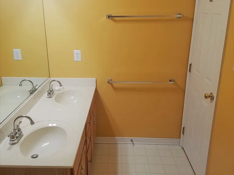 9113 Stonecreek Club Pl — Photo 24