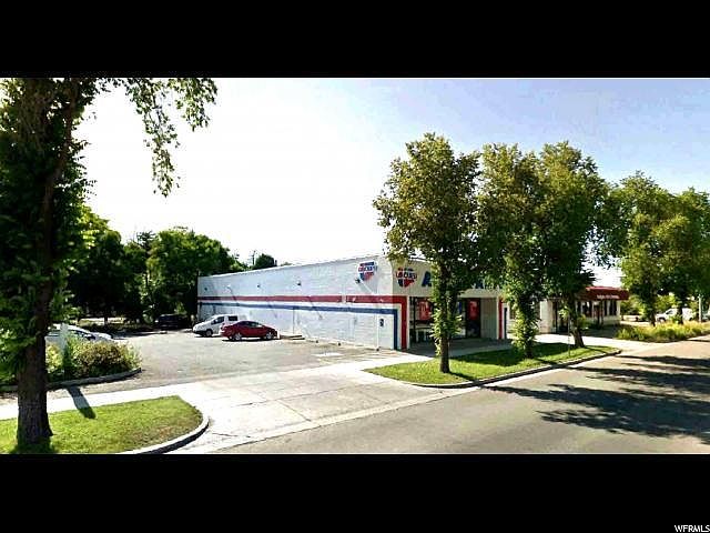 2nd image of 775 N Main St