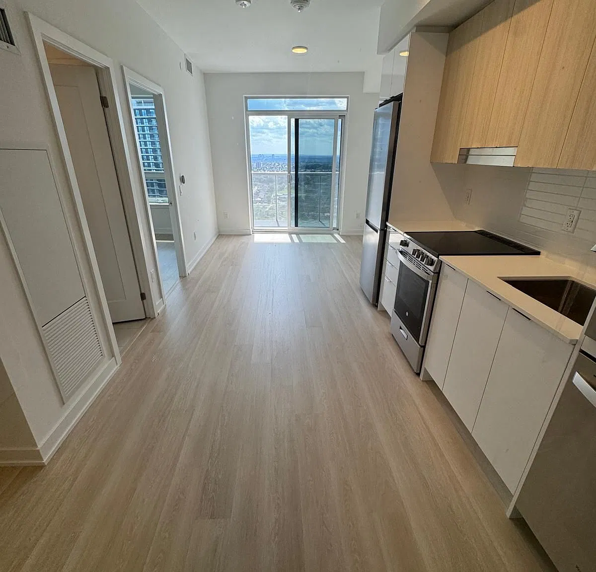 2 bed, $2,400 — Photo 2