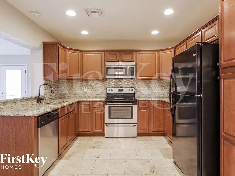 4134 E Campo Bello Dr — Photo 7