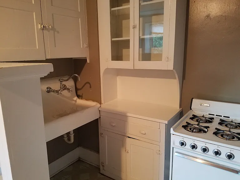 515 W Washington St #2 — Photo 11