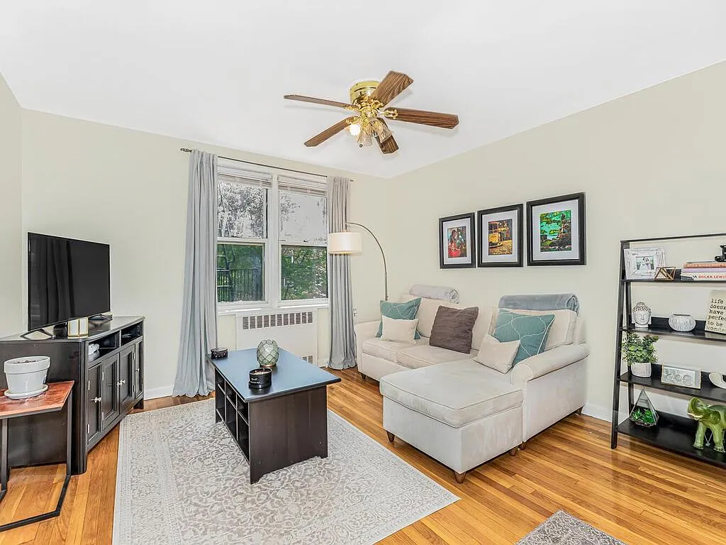 5635 Netherland Avenue #2C photo 1