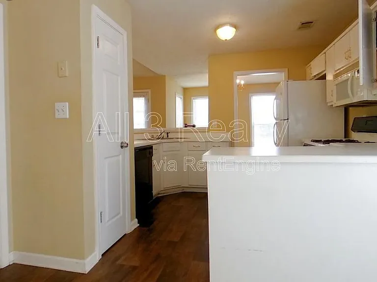 133 Harbour Lake Dr — Photo 7