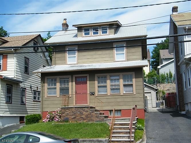2nd image of 1626 May St